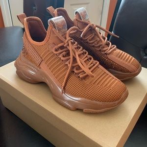 Steve Madden Maxima Brown 8.5